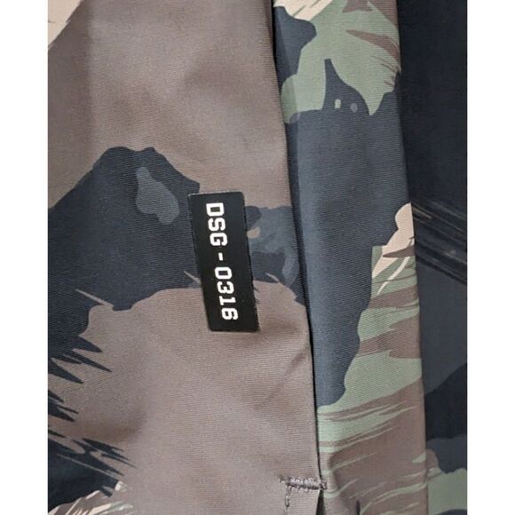ASRV 0316. TERA™ QUARTER ZIP HOODIE CAMO RARE SIZE XS - Picture 6 of 9